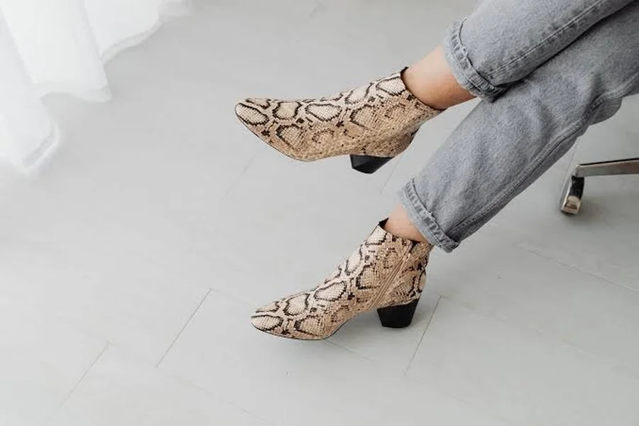 snake skin shoes womens
